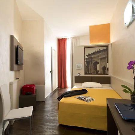 ميلانو فندق