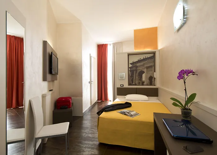 米兰纳威格力酒店 酒店