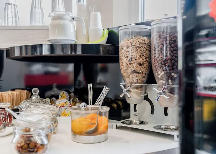 米兰纳威格力酒店 3* 米兰