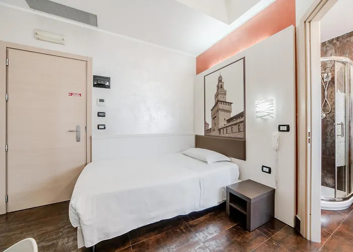 Navigli Hotel 3*